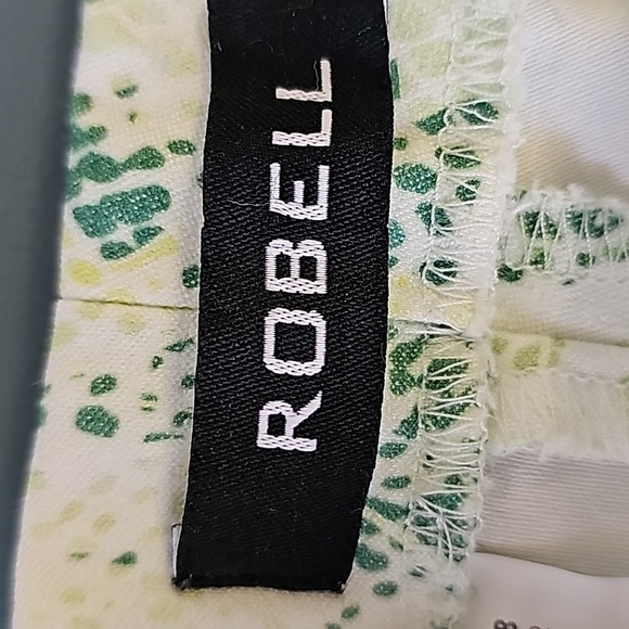 Robell women's stretch summer print ankle pants. Size 8. Green and white. - Picture 2 of 9